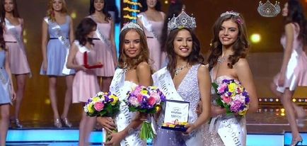 A szellemi verseny, Miss Oroszország 2016 kérdések és válaszok, hölgy ruha