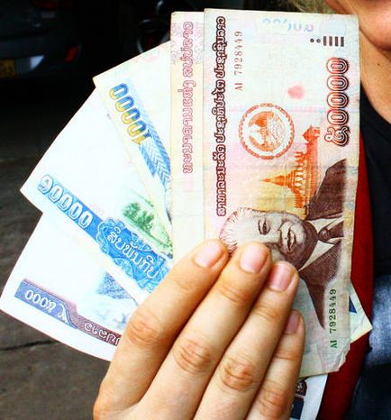 Ce bani este cel mai bun pentru a lua cu tine să vă odihniți în Vientiane