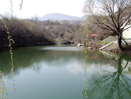 Кавказький вузол, Куркут, женгелов ац, шашлик, хаш і інші блюда, шановані в Карабасі