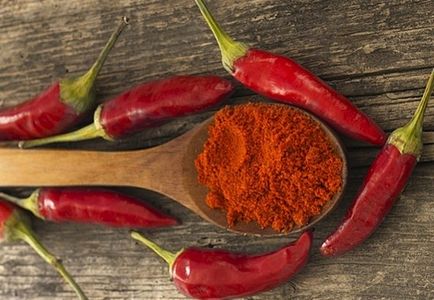 Cayenne bors kezelés és hasznos tulajdonságait, piros chili por