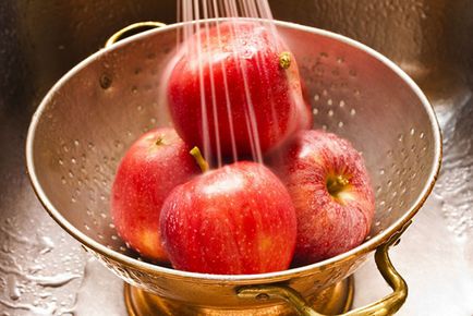 Kompót homoktövis télen, receptek hozzáadott alma, hagyma, főzés nélkül sterilizálás,