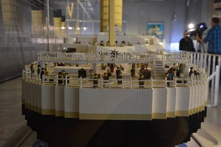 Cea mai mare reconstrucție din lume - Titanic - de la Lego