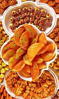 Кухня об'єднаних арабських еміратів - традиційна арабська кухня