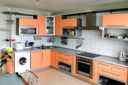 Bucătărie de culoare piersic pentru a nu fi confundate cu combinații de culori