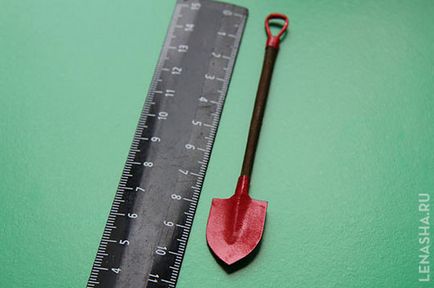 Майстер-клас зі створення мініатюрної лопати з паперу