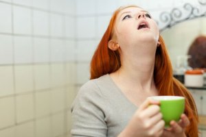 Az egészségünk, hogy mit kell tenni, ha fáj a torka, mint az öblítést felnőttek és gyermekek (ha van egy torokfájás, mint öblítés) Az egészségünk, hogy mit kell tenni, ha fáj a torka, mint az öblítést felnőtteknek és gyermekeknek