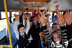 Нові правила перевезення дітей в автобусах, поставили під питання дитячі автобусні екскурсії в