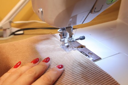 Îmbrăcăminte pentru jucării textile - pantaloni pentru iepure