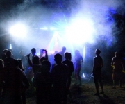 Organizarea de discoteci în aer liber în natură, totul pentru organizarea sărbătorii