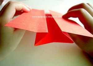 Origami ruha papírból diagrammok és fotó-videó összeállítás tanulságok