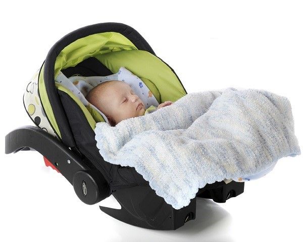 Caracteristici de transport în condiții de siguranță a nou-născuților în mașină