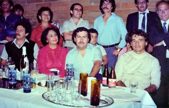 Pablo Escobar rege cocaina, hasta pronto