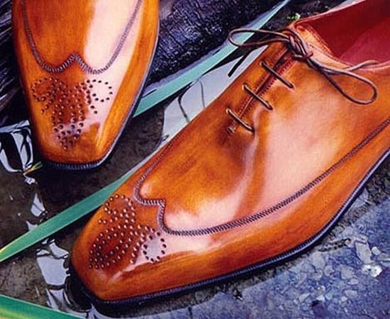 Patina pe pantofi