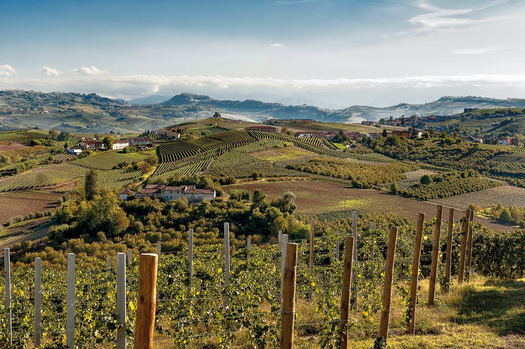 Piemont pe harta Italiei, este situat și descriere