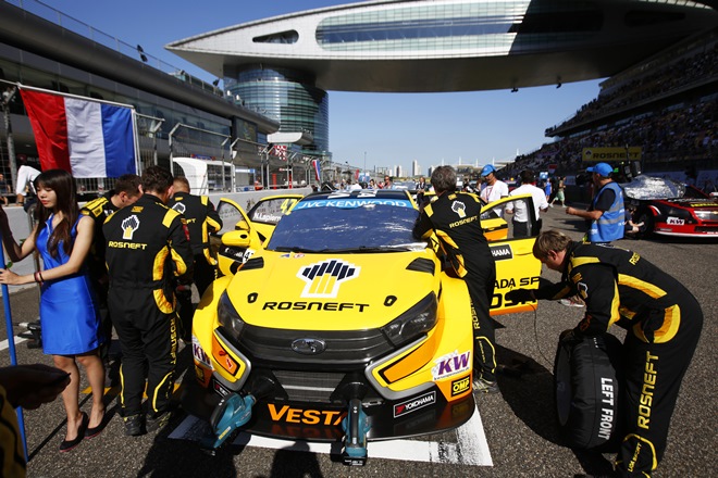 Перший сезон lada vesta в серії wtcc