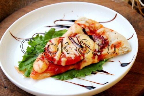 Піца з помідорами, ковбасою і сиром - покроковий рецепт з фото, різний