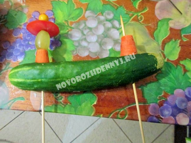 Artizanat de la legume și fructe la expoziția la școală, la grădiniță cu mâinile lor