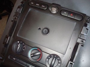 Conectarea tabletei în mașină