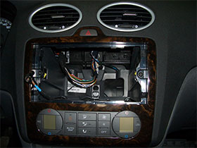 Căutați condensatorul blogului în mașină cu propriile mâini