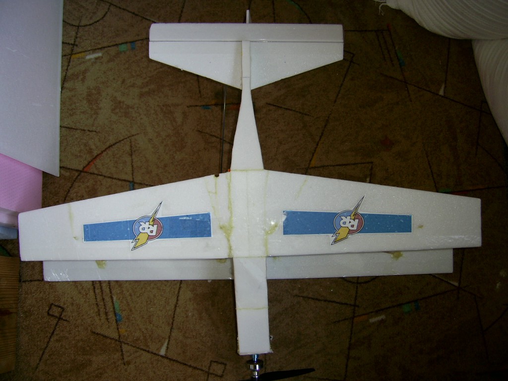 Bilete și accidente ale modelului biplan cu control radio, mt-360a2, note mecanice