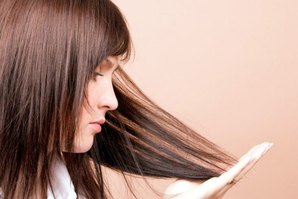 Правила догляду за схильними до випадання волоссям - жіночий журнал