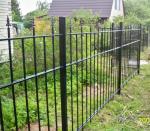 Переваги металевих парканів та їх установки