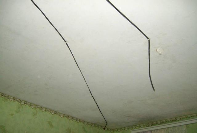 Plasarea cablurilor pe tavan - ce să caute și ce greșeli sunt cele mai frecvente