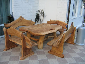 Kerti bútor fából körű fa, különösen a gyártási