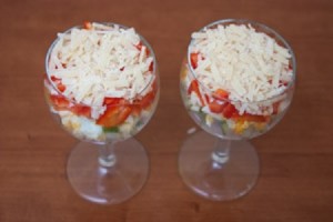 Salată-cocktail cu șuncă și brânză rețetă pas cu pas cu fotografie