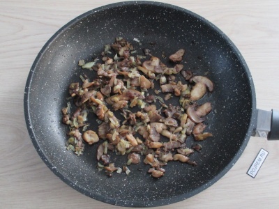 Салат - лисяча шубка - з грибами і оселедцем - покроковий рецепт з фото як приготувати