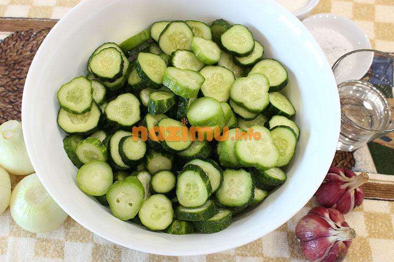 Сирий салат з огірків на зиму - фото рецепт, як закрити без стерилізації