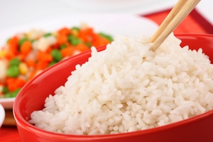 Скільки варити рис, як варити рис, способи варіння рису