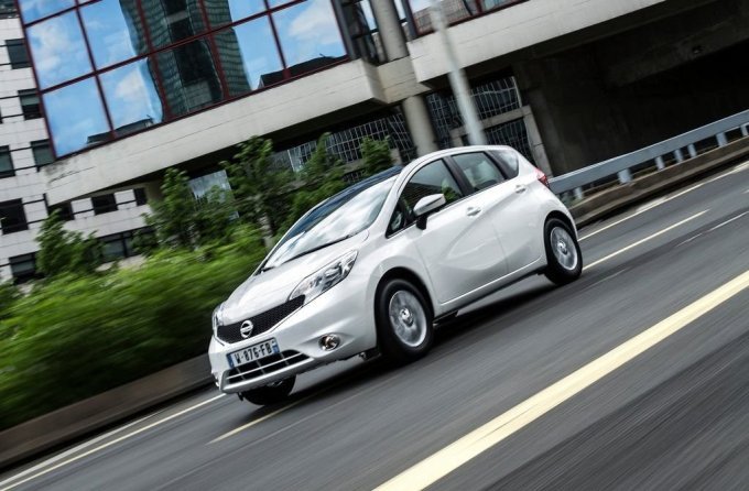 Unități de testare și recenzii nissan note (ниссан ноут)