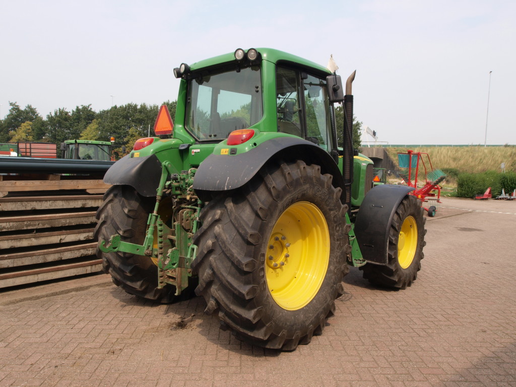 Tractor john deere 6920 specificatii si caracteristici