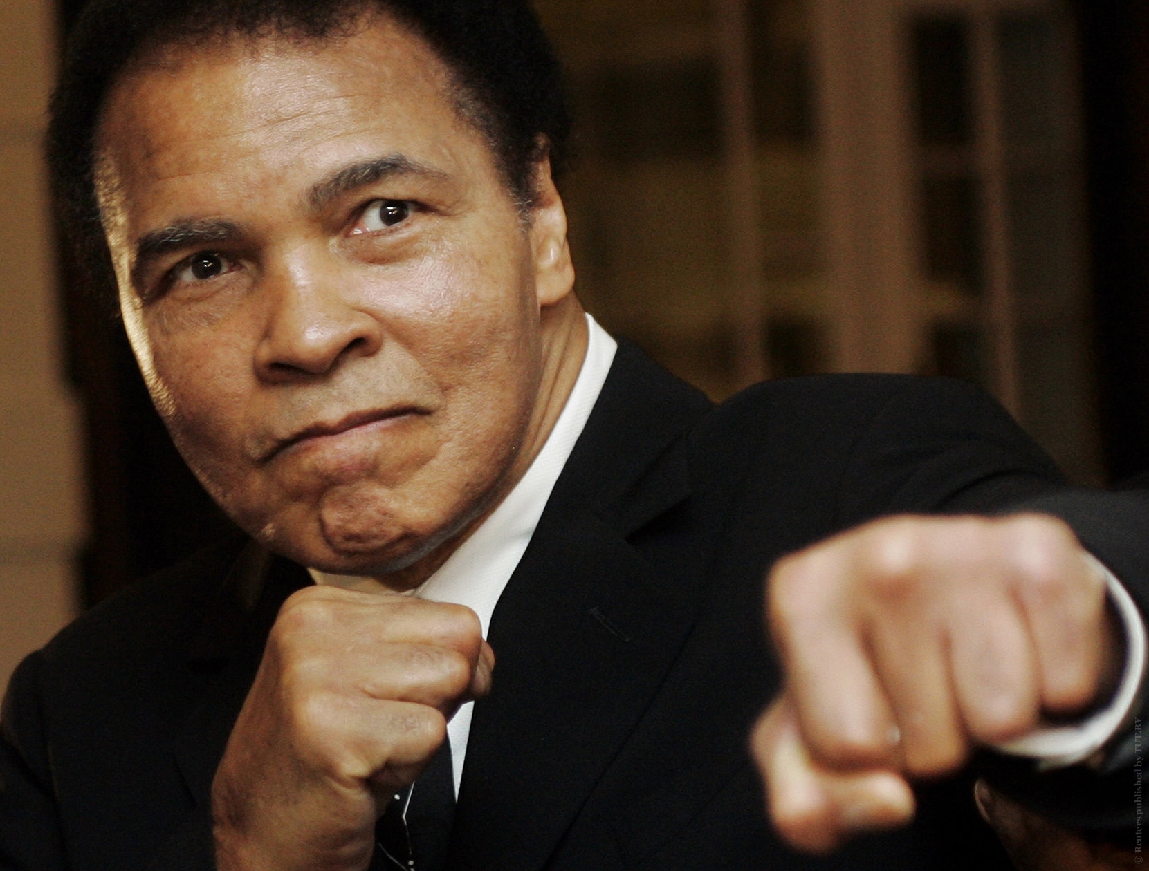 Legendarul boxer Mohammed Ali a murit