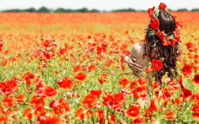 Чи збільшується вага перед місячними