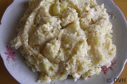 Gombóc burgonyával és sajttal, a kedvenc receptjeit