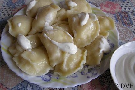 Gombóc burgonyával és sajttal, a kedvenc receptjeit