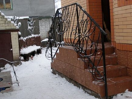 Variante ale pridvorului la casa din cărămidă, lemn și beton, 26 fotografii ale pridvorului semicircular, unghiulare,