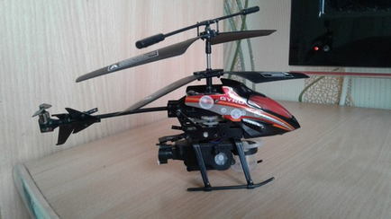 Giroul elicopterului cu telecomandă - elicopter robust controlat radio pentru băiețel