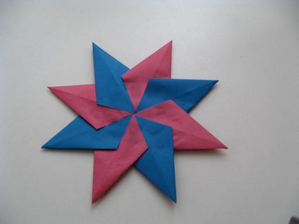 Восьмикінцева зірка »за принципом орігамі