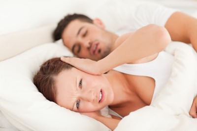 Snoring ucide! De ce sforăim cauzele sforăitului uman?