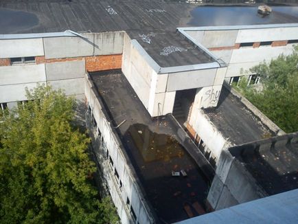 Покинутий корпус кремлівської лікарні