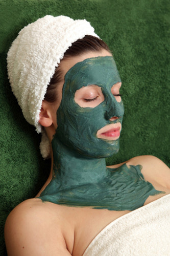 Зелена глина рецепти масок для обличчя та волосся