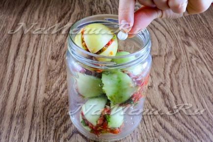 Zöld paradicsom örmény a téli, a legfinomabb recept (fokhagyma) Zöld paradicsom örmény a téli, a legfinomabb recept