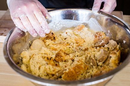 Orașul Afișa reciclează cum să facă alimente delicioase din coaja de cartofi și roșii sparte - arhivă