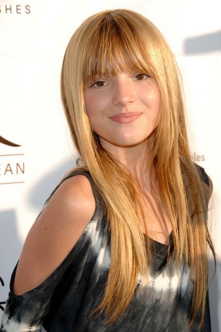 Bella Thorne - Életrajz és Család (Bella) Bella Thorne - Életrajz és családi
