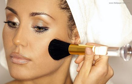 Faceți make-up-ul dvs. de seară - un site pentru artiști de make-up și artiști de make-up