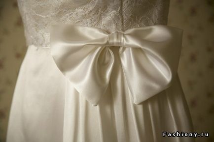 Diy весільну сукню зі шлейфом