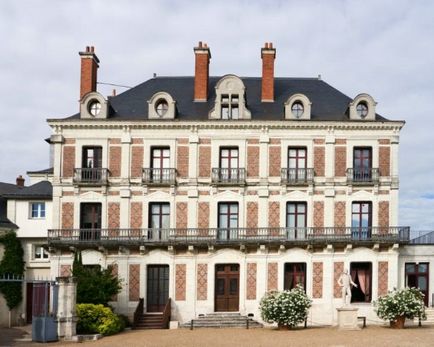 Будинок магії (maison de la magie) опис і фото